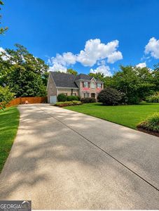 2841 Weatherstone Cir SE