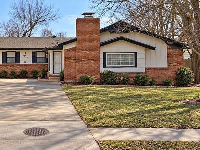 520 SW 54th St
