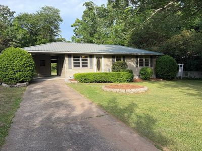 1824 Gaines Dr