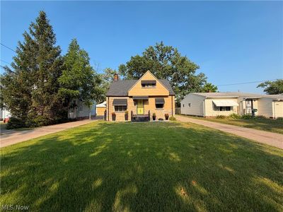 5691 Dunham Rd