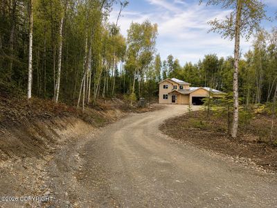 5762 W Kathi Dr