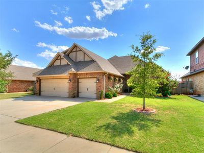 18305 Haslemere Ln