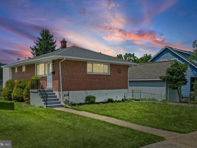 2002 Summit Ave