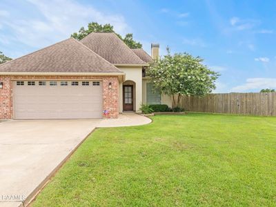 103 Braxton Dr