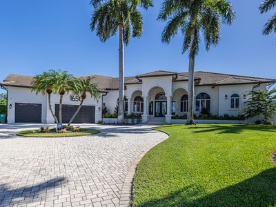 1650 Caxambas Ct