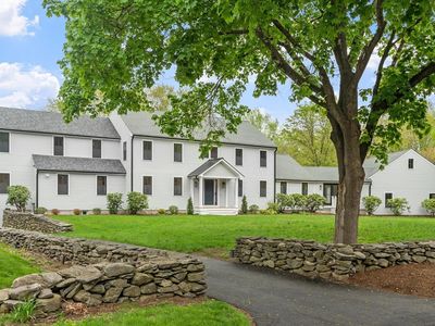 127 Lee Dr