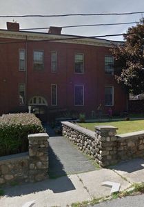 40 School St APT 10