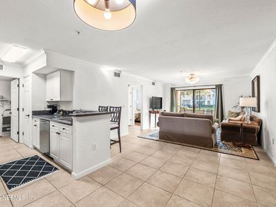 800 BOARDWALK Drive #615