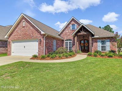45 Thornbury Ln
