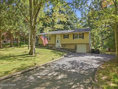 50 Woodledge Hills Dr
