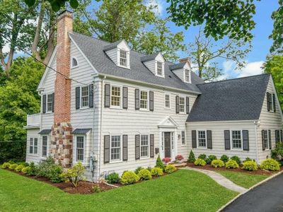 158 Bellevue Avenue