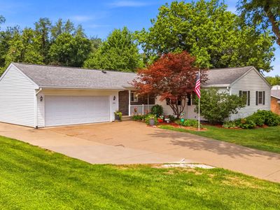 304 Myrtle Ln