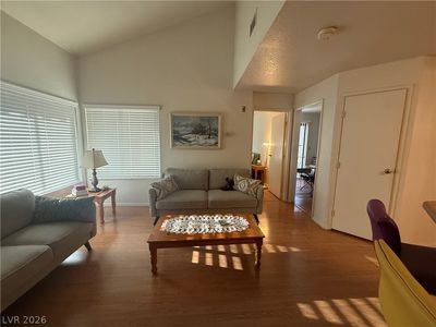 460 Elm Dr Unit 201