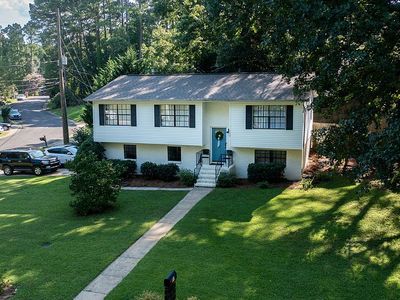 560 La Salle Ln