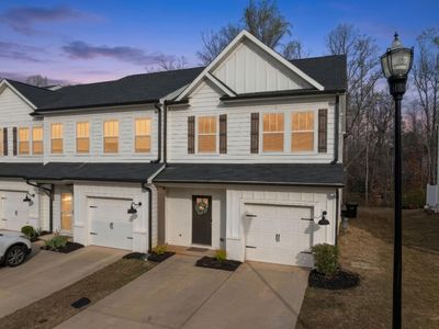 100 Grey Oak Trl