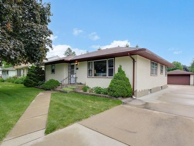 300 Edith Dr