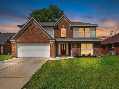 13815 Fair Park Dr