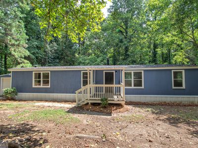 Property at 5160 E Holiday Ct SE, Acworth, GA