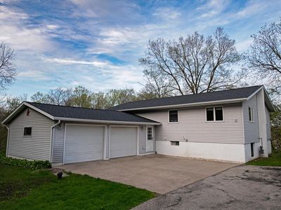 16208 Denzer Rd