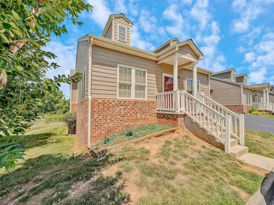 6602 Hartman Ct