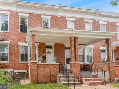 2831 Lake Ave