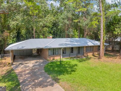270 University Cir