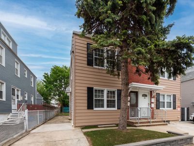 32 Kelly Pkwy