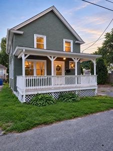 68 Eton Ave