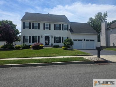 23 Lark Dr