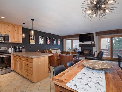 201 Lakeview Blvd #13