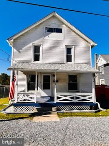 121 Spruce St