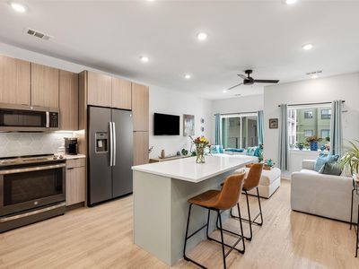 4802 S Congress Ave Unit 411