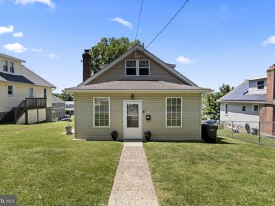 112 Woodlawn Ave