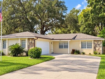 1122 ESTATEWOOD DRIVE