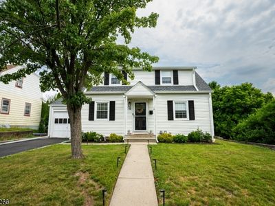 52 Knollwood Ter