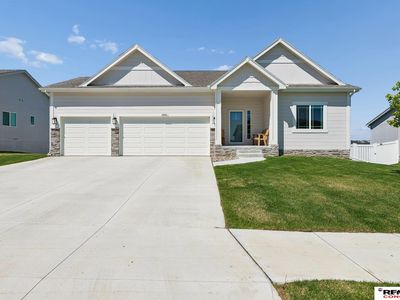 12104 S 107th Ave