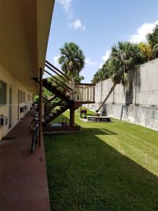 280 SW 11th Ave APT 18