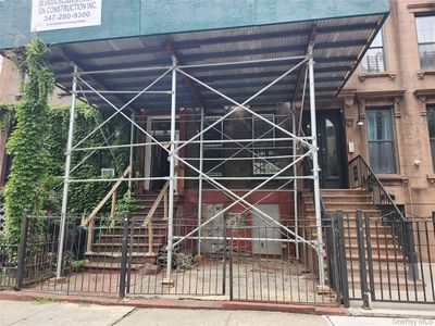 689 Greene Avenue