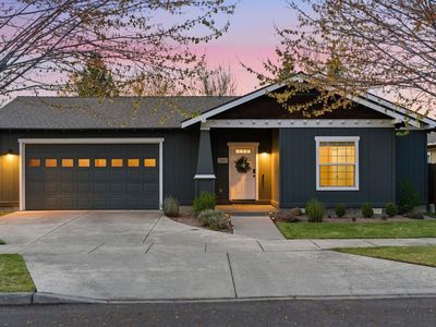 2217 NW Cedar Ave