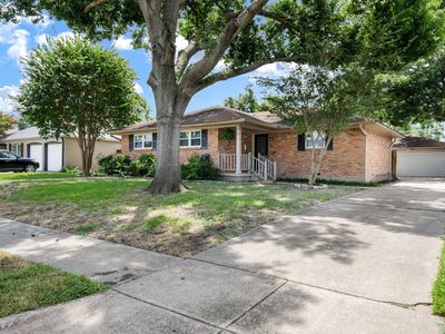 619 Stardust Ln