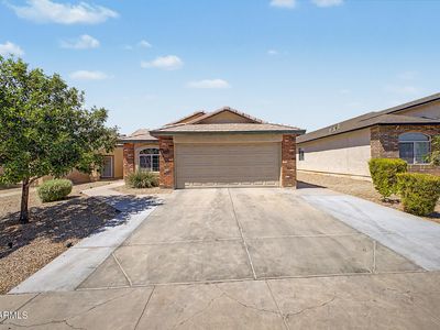 2712 W WAYLAND Drive