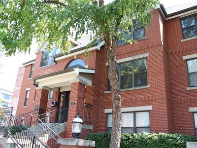 425 W 9th St APT 104