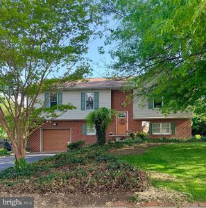 107 Northview Dr