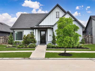 28738 Shoalhaven Ct