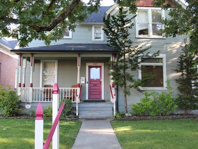 1007 W Augusta Ave