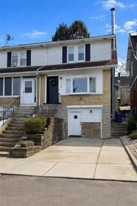 114 Montville St