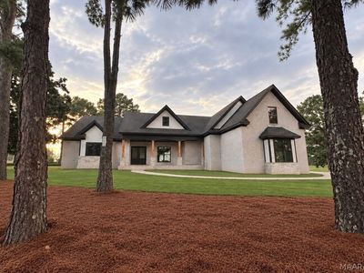 209 Towne Lake Dr