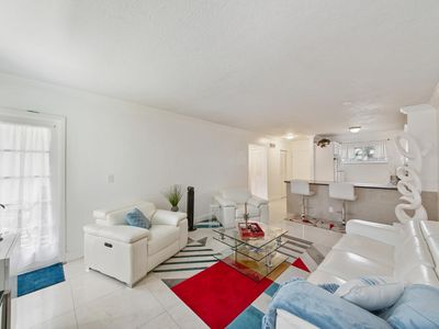 2581 N Garden Drive #206