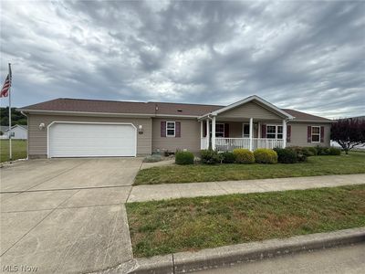 Property at 359 Saturn Dr, Dover, OH