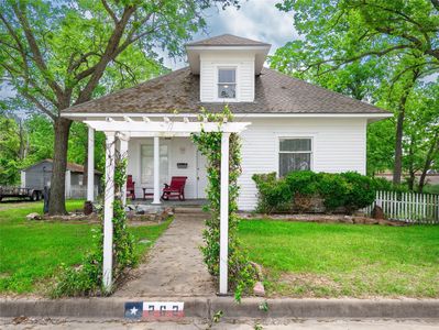262 W Richmond St